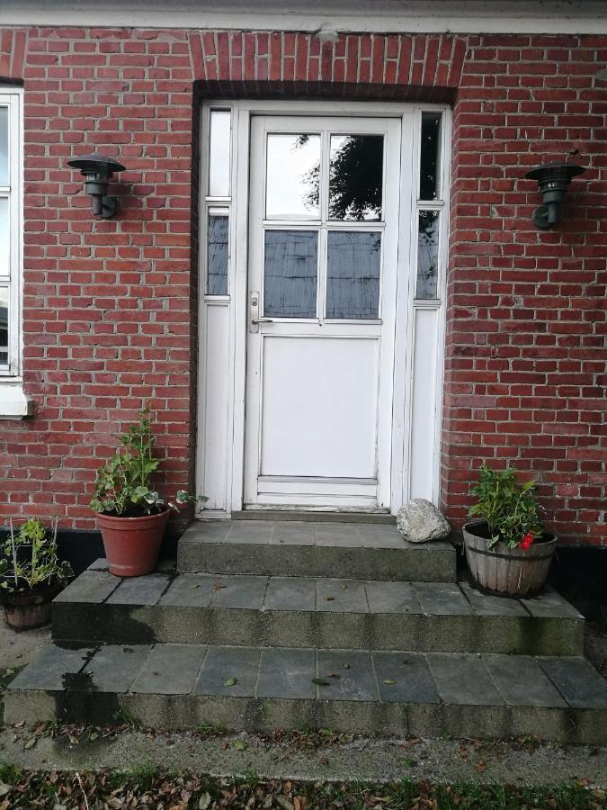 Green Vagon, Farm B&B Rooms For Rent Hjørring Exteriör bild
